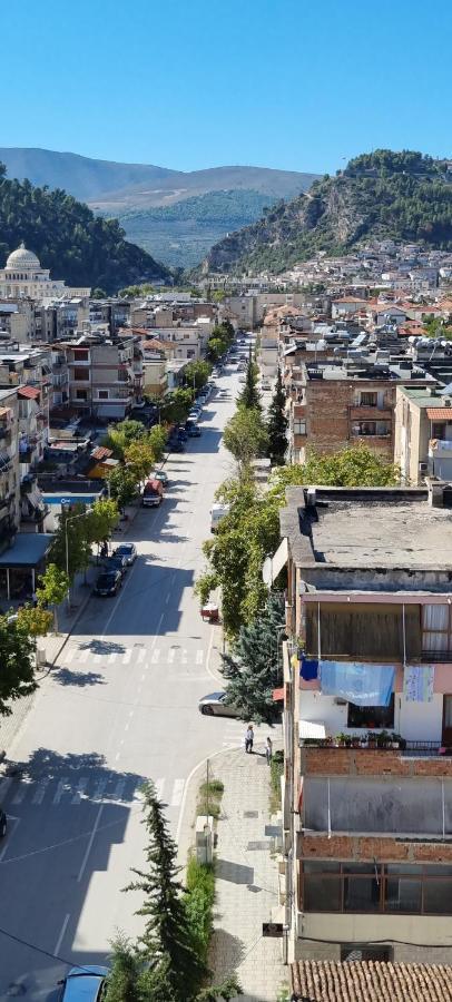 Luis Penthouse Appartement Berat